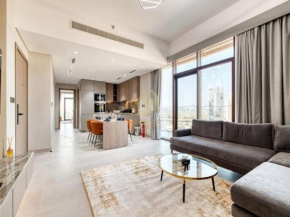 Luxury 1BR Larger Layout Westwood Grande - 1103